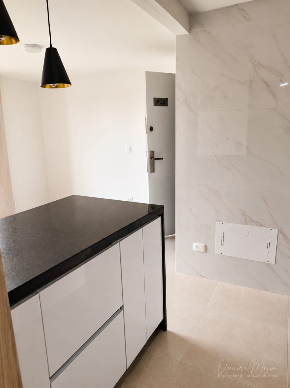 Acceso al apartamento en arriendo Guaymaral Bogota zona norte